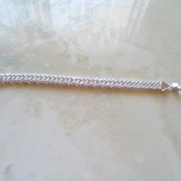 925 Silver Herringbone Style Bracelet - Picture 10 of 10